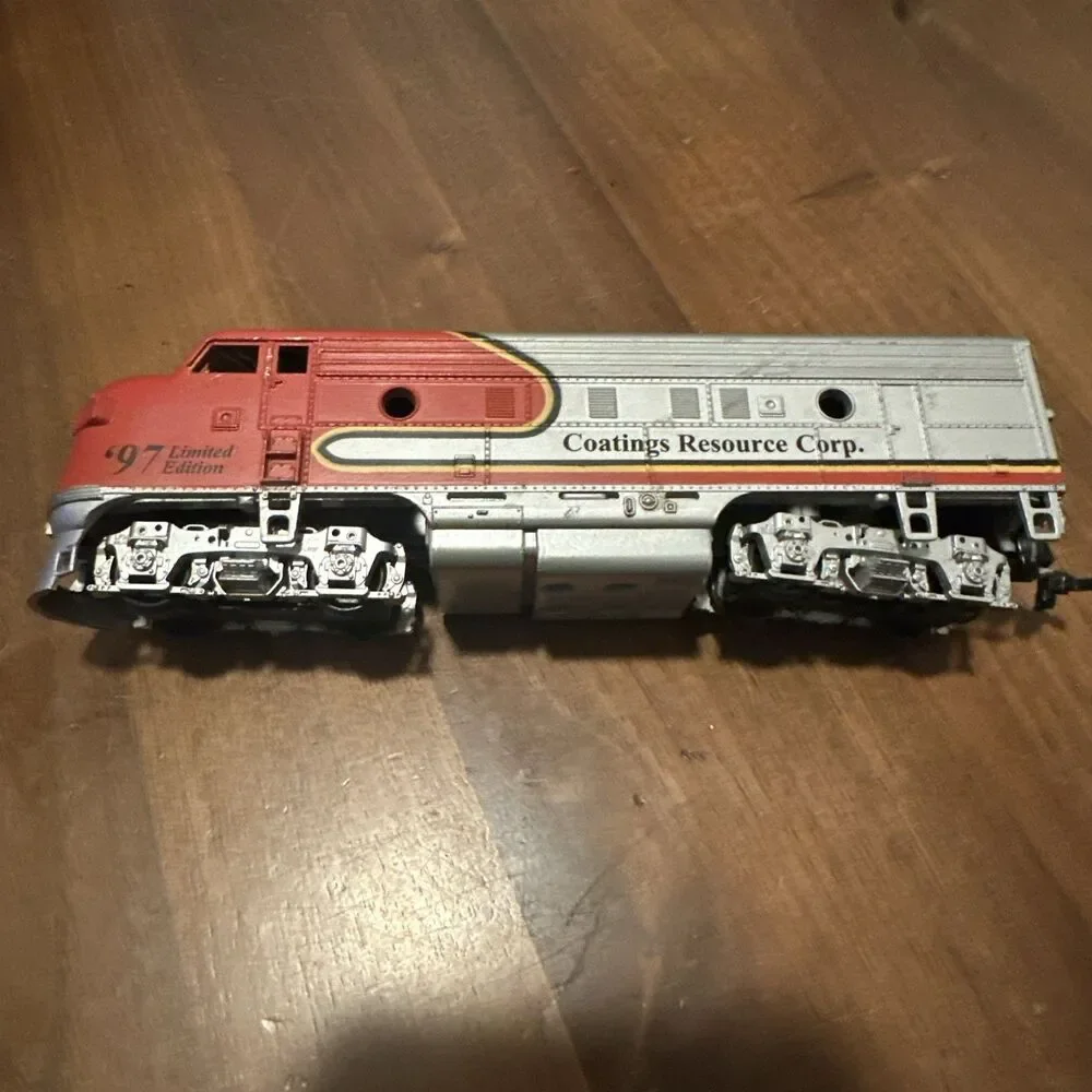 RARE Coatings Resource Corp 1997 Limited Edition HO Locomotive Train 42005